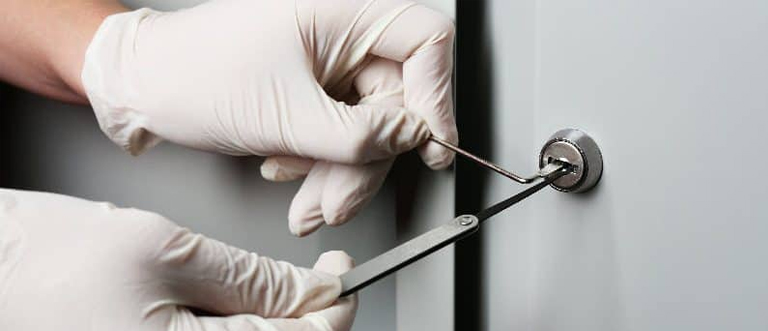 Commercial Emergency Locksmith Silver Lakes